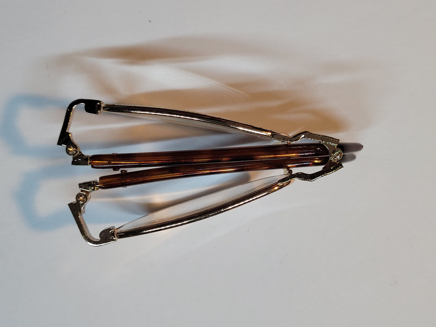 Vintage High-Quality Magnifying Reading Glasses with Case - +3.00 Magnification