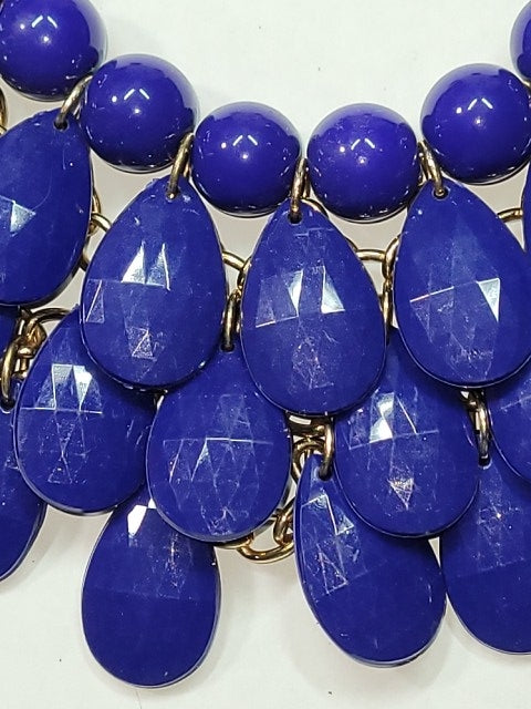 Bold Blue Statement Necklace and Earrings Set – Elegant Teardrop Design