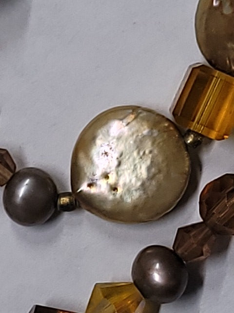 Elegant Mother of Pearl and Crystal Beaded Necklace