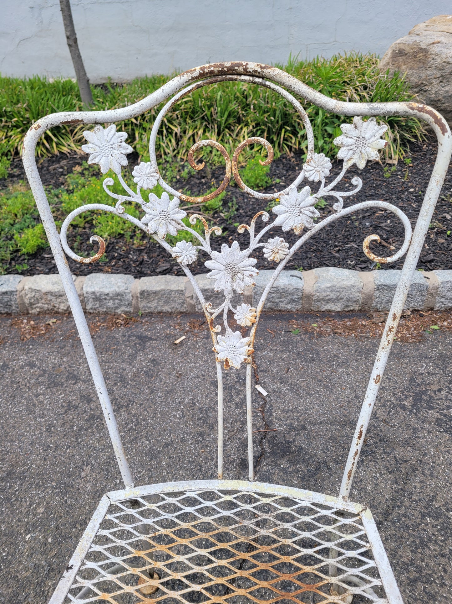Mid-Century Wrought Iron Patio Set – Attributed to Woodard – Floral Scroll Design – 5-Piece Glass Top