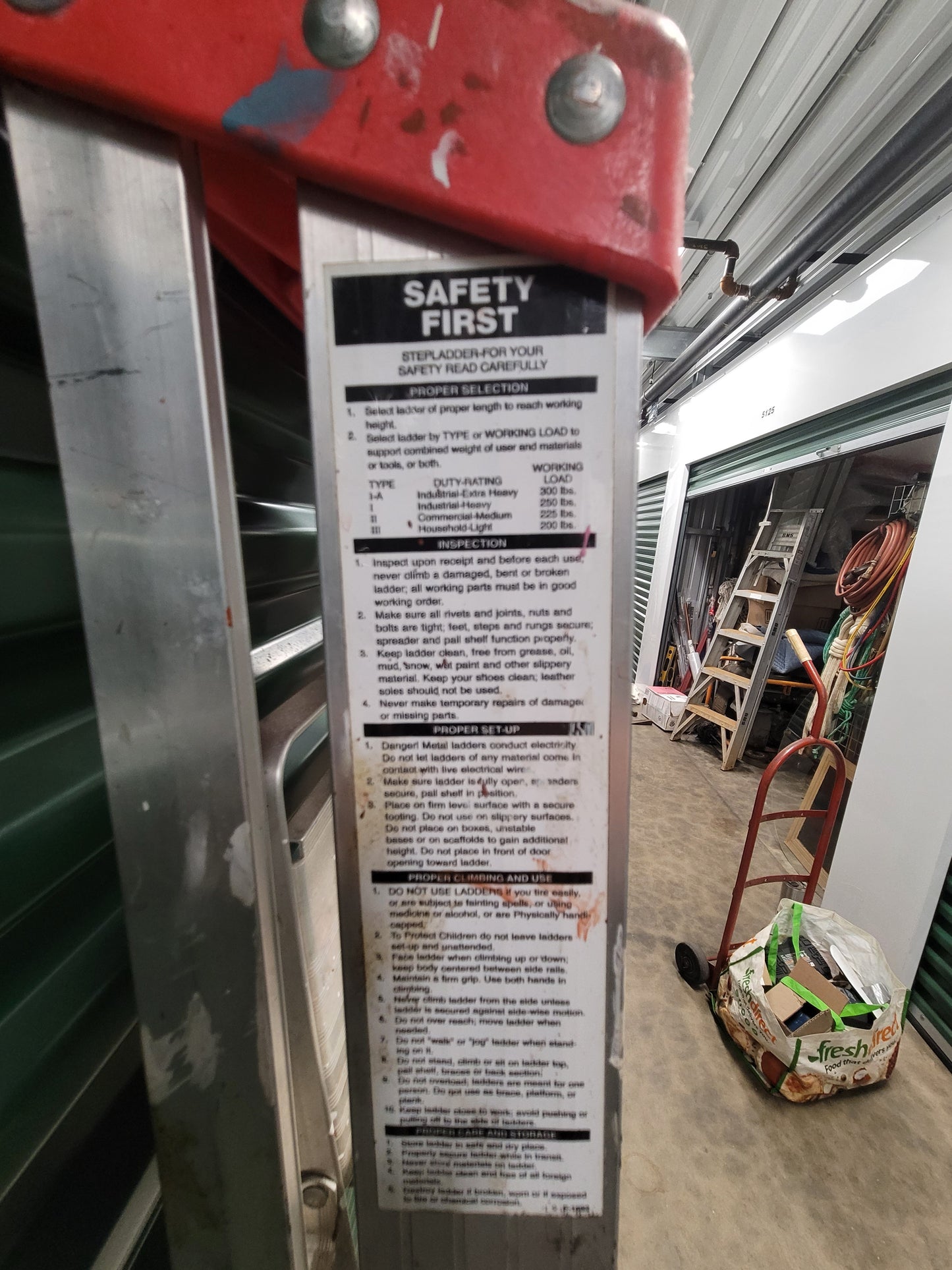 Davidson Aluminum Step Ladder – 6-Step Industrial Grade light weight