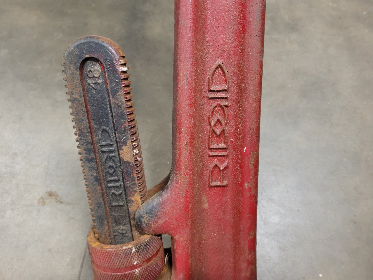 🔧 RIDGID 48" Heavy Duty Pipe Wrench – The Ridge Tool Co. Elyria, Ohio USA