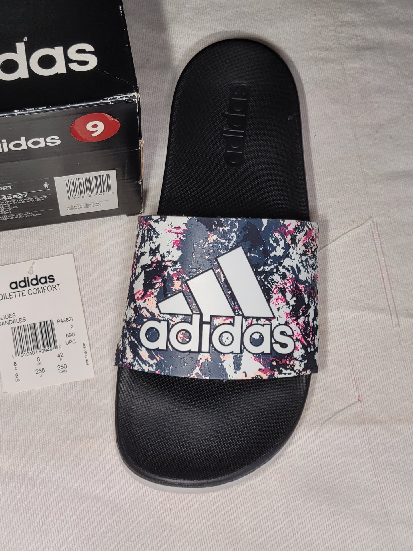 Adidas Adilette Comfort Slides – Size 9 Men / 8 Women – Splash Print Strap