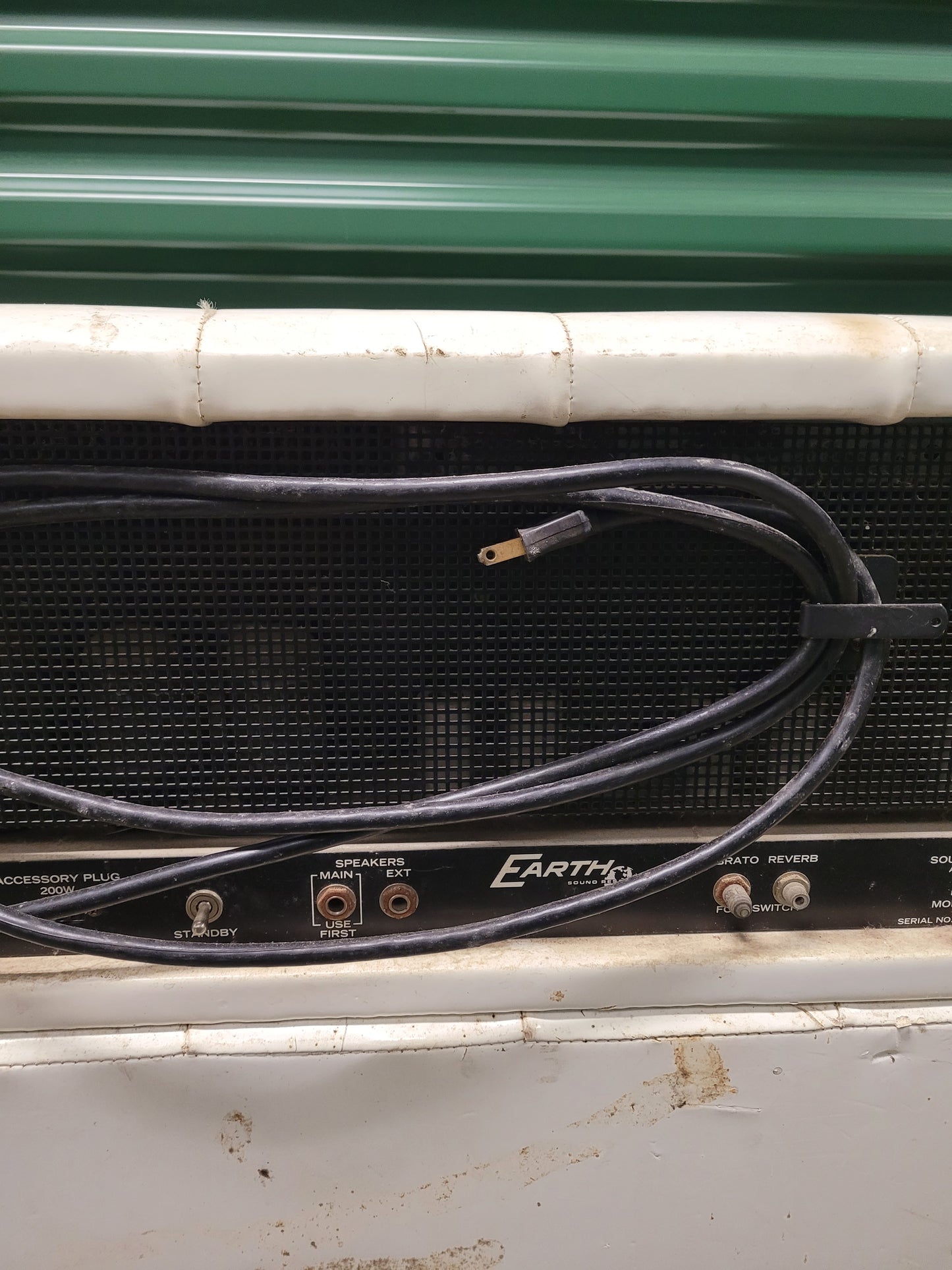 Earth Sound Research G-1000 Tube Amp Head and G-12E 2x12 Cab. Used. All original